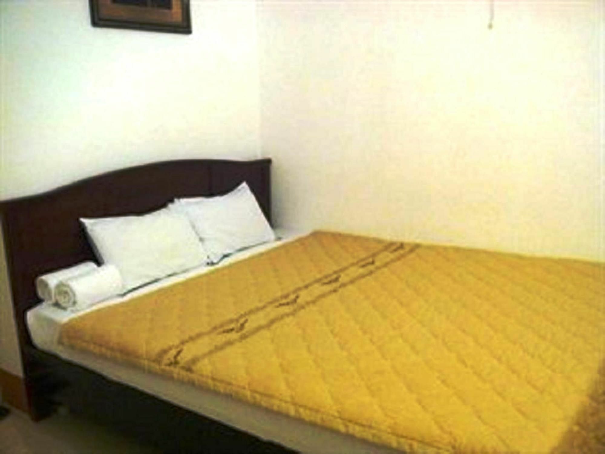 Phuong Dung Guesthouse Дуонг-Донг Экстерьер фото
