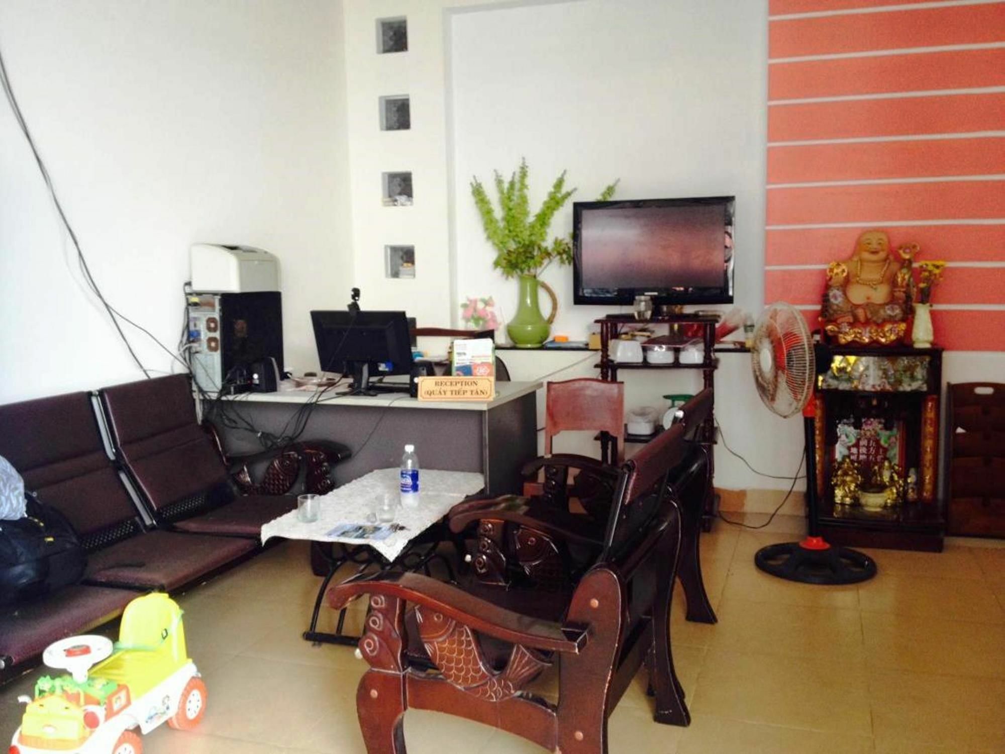 Phuong Dung Guesthouse Дуонг-Донг Экстерьер фото